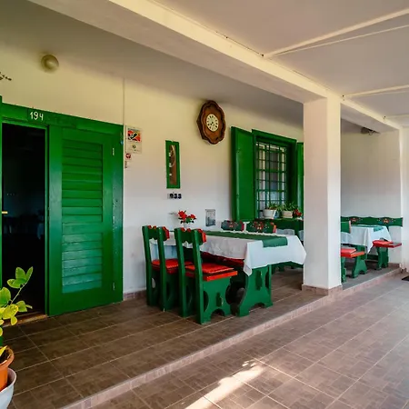 Joobarat Vendeghaz Apartment Siklos Exterior photo